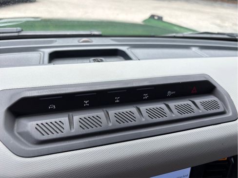 Used 2022 Ford Bronco Badlands w/ Sasquatch Package AWD/4WD image 36