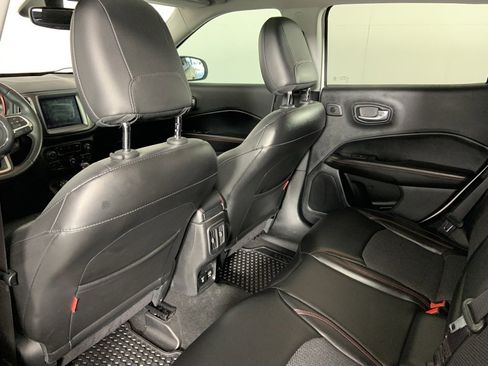 Used 2018 Jeep Compass Trailhawk w/ Navigation Group image 28