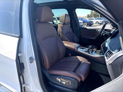 Used 2022 BMW X5 M50i AWD/4WD image 30