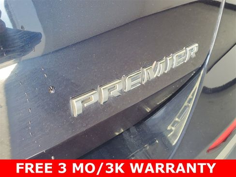 Used 2020 Chevrolet Equinox Premier w/ LPO, Floor Liner Package image 28