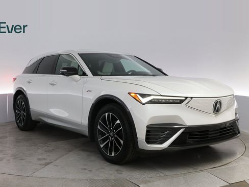 Used 2024 Acura ZDX A-Spec image 4