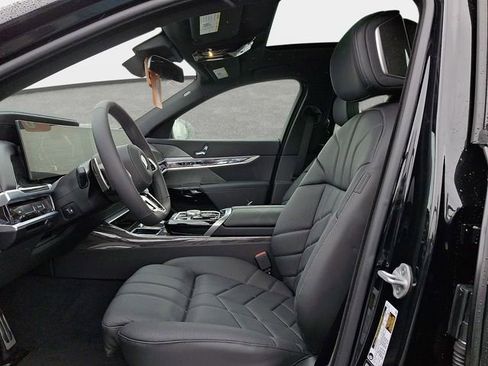 New 2026 BMW 760i xDrive w/ Executive Package AWD/4WD image 10