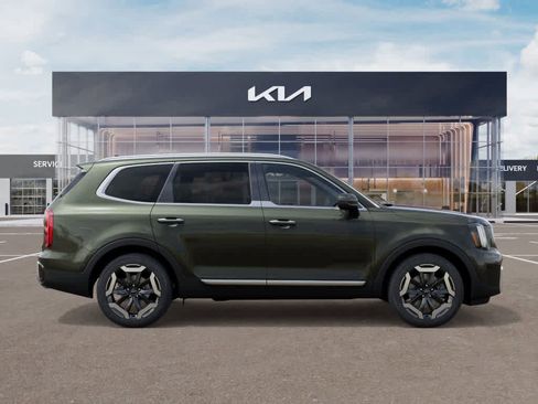 New 2025 Kia Telluride S image 7