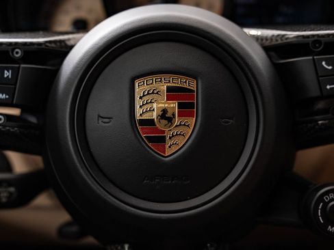 Certified 2023 Porsche Macan GTS AWD/4WD image 31