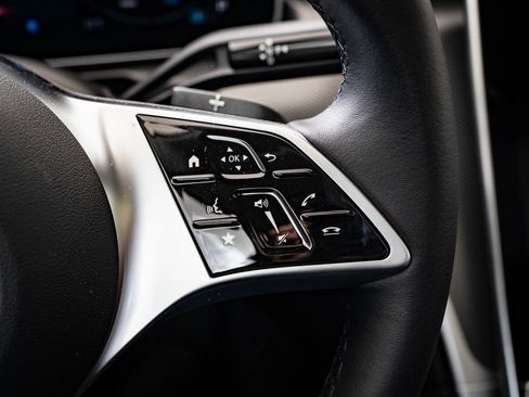 Used 2025 Mercedes-Benz C 300 C 300 image 26