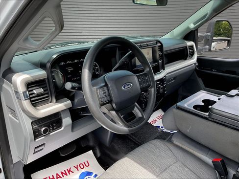 Used 2023 Ford F250 XL w/ 360-Degree Camera Package AWD/4WD image 17