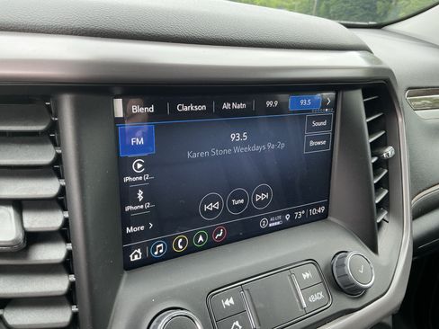 Used 2023 GMC Acadia AT4 w/ Technology Package AWD/4WD image 22