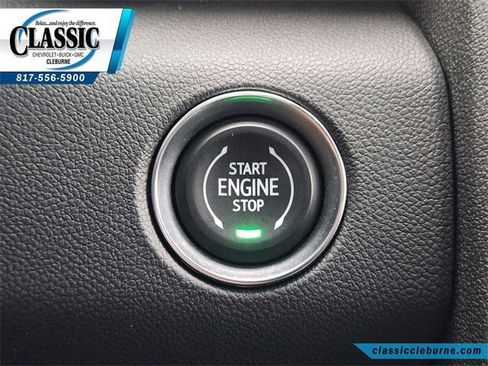 Used 2025 GMC Acadia Elevation image 24