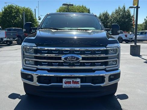 New 2025 Ford F250 Lariat w/ FX4 Off-Road Package image 8