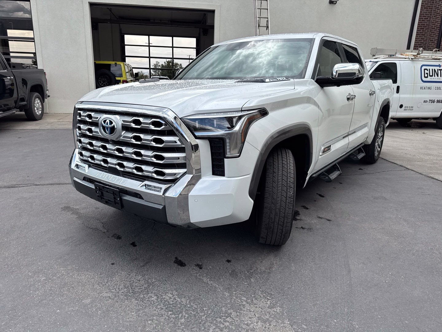 Used 2024 Toyota Tundra Limited w/ TRD Off-Road Package AWD/4WD image 4