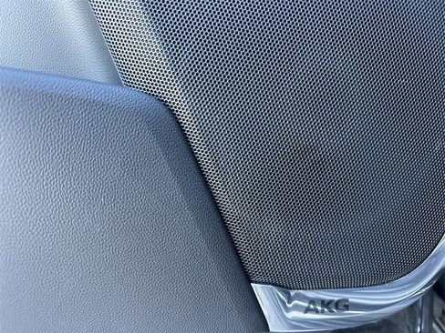 Certified 2025 Cadillac Escalade Premium Luxury image 26