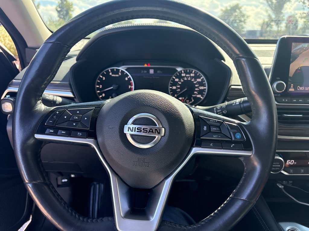 Used 2019 Nissan Altima 2.5 Platinum AWD/4WD image 4