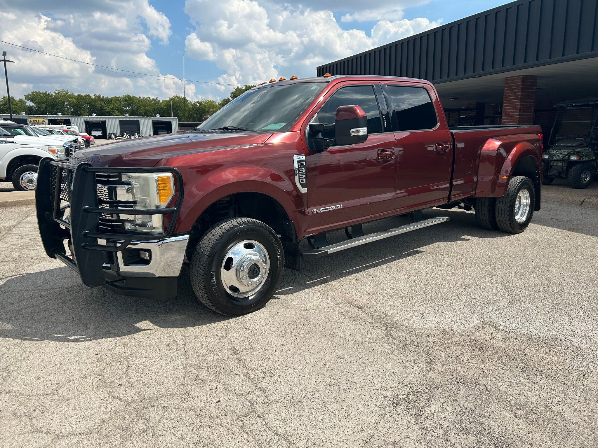 Used 2017 Ford F350 Lariat w/ Lariat Ultimate Package AWD/4WD image 4