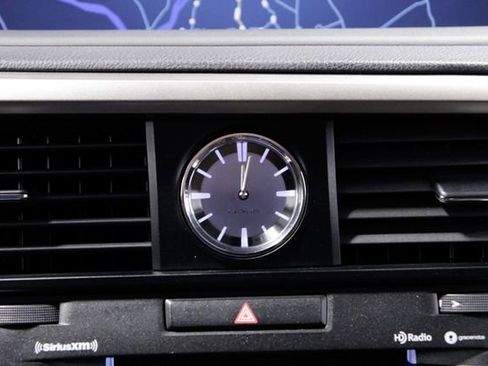 Used 2022 Lexus RX 350L Premium image 32