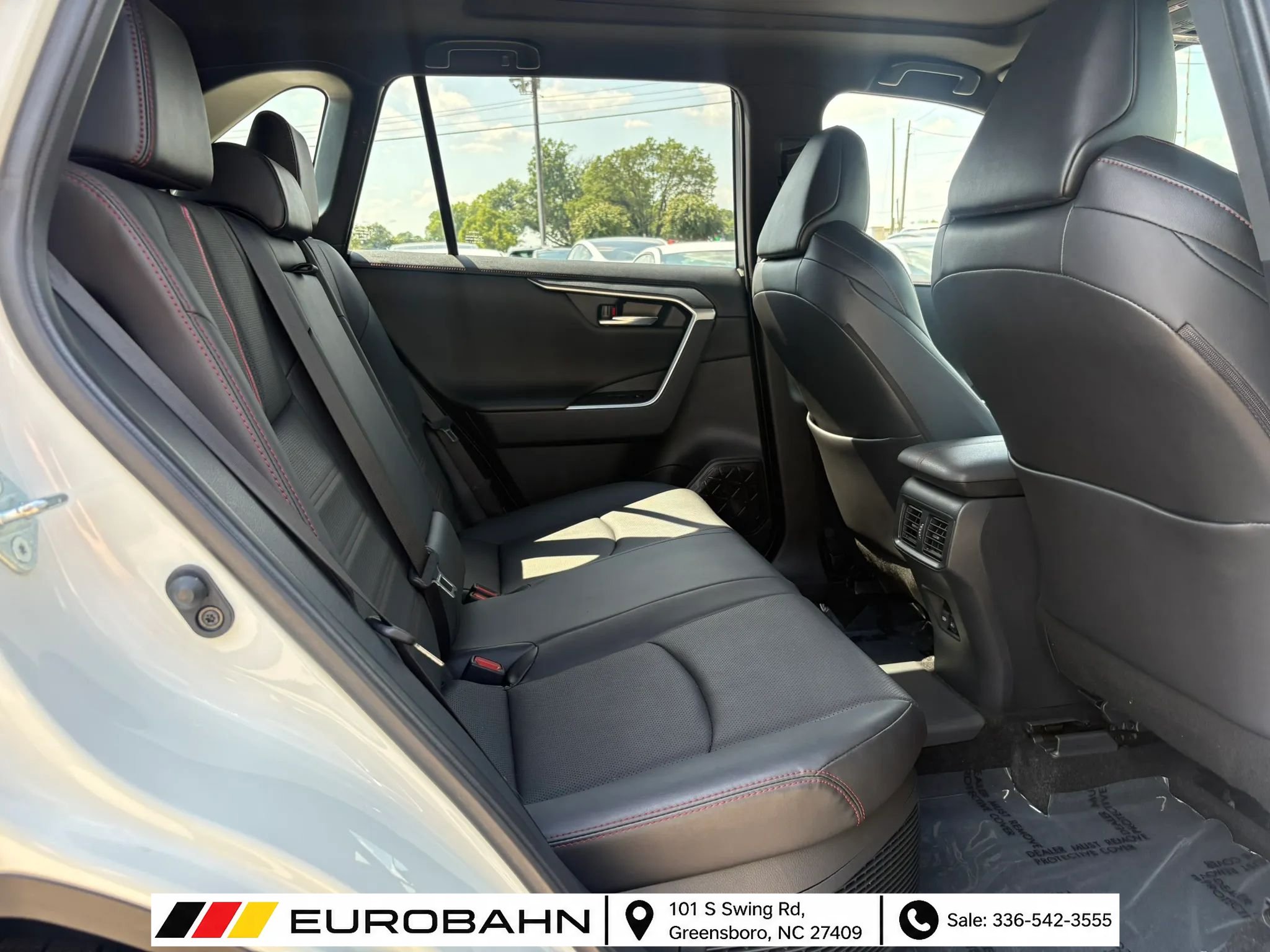 Used 2022 Toyota RAV4 XSE w/ Premium Package AWD/4WD image 16