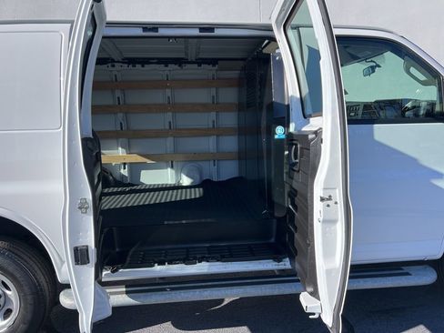 Used 2023 GMC Savana 2500 w/ Driver Convenience Package RWD image 25