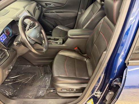 Used 2022 Chevrolet Equinox RS w/ RS Leather Package FWD image 5