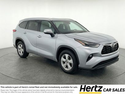 Used 2025 Toyota Highlander LE