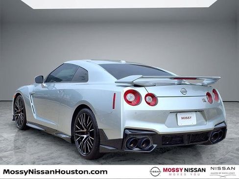 Certified 2024 Nissan GT-R Premium w/ Premium Interior Package AWD/4WD image 2
