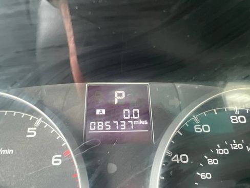 Used 2013 Subaru Legacy 2.5i Premium w/ All-Weather Pkg AWD/4WD image 15