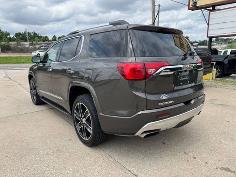 Used 2019 GMC Acadia Denali w/ Technology Package AWD/4WD image 7