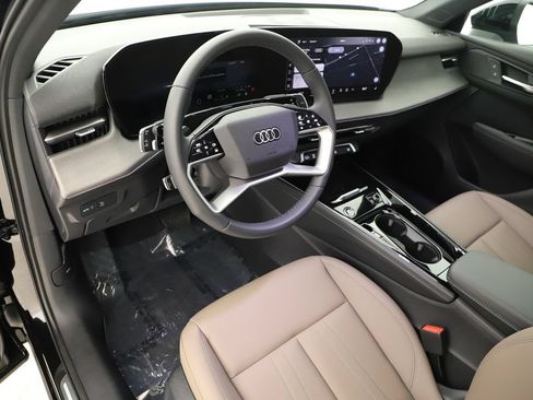 New 2026 Audi Q3 quattro 2.0T AWD/4WD image 15