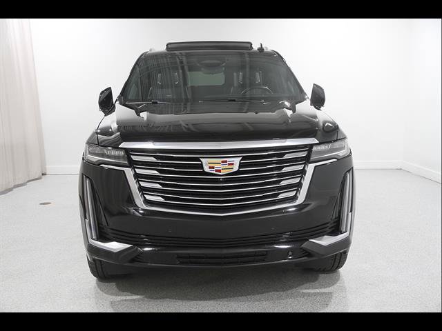 Used 2023 Cadillac Escalade Premium Luxury Platinum w/ Heavy-Duty Trailer Package AWD/4WD image 2