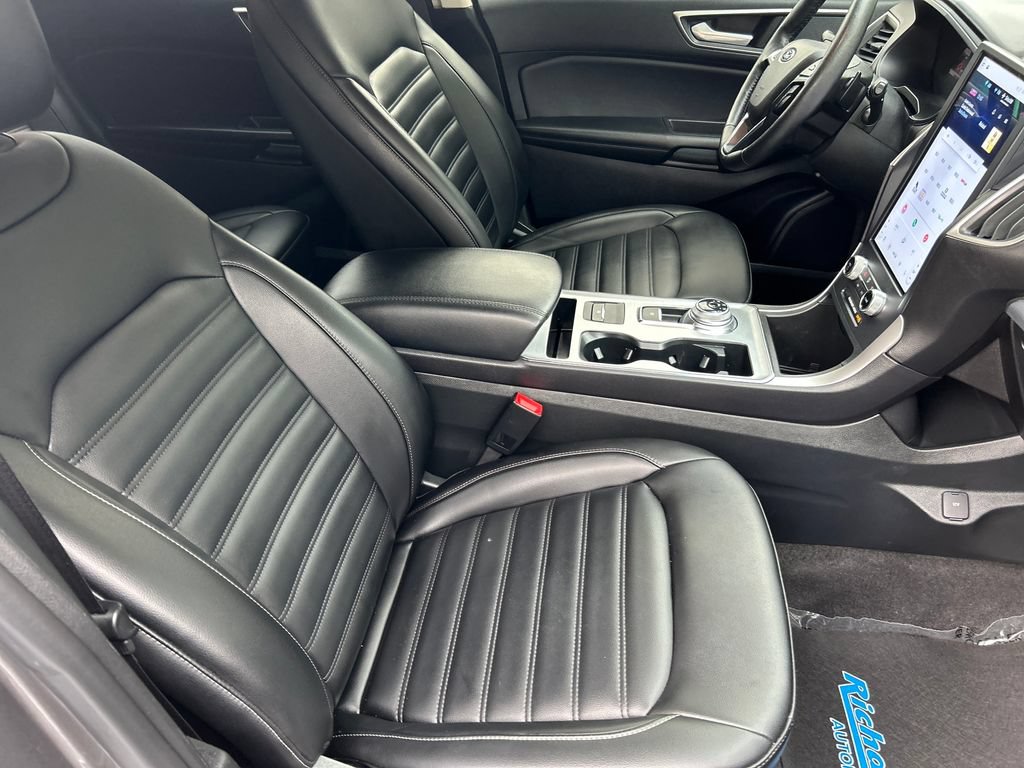 Used 2022 Ford Edge SEL w/ Convenience Package AWD/4WD image 15