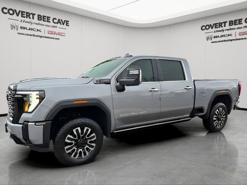 New 2026 GMC Sierra 2500 Denali Ultimate image 4