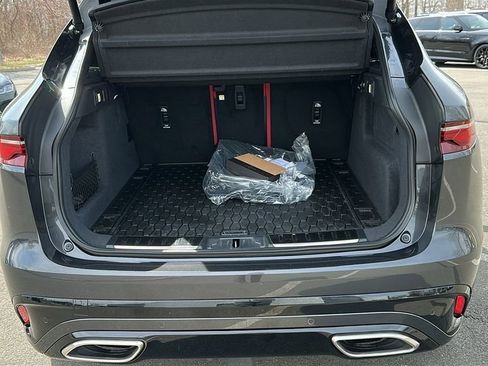 Used 2025 Jaguar F-PACE R-Dynamic S image 25