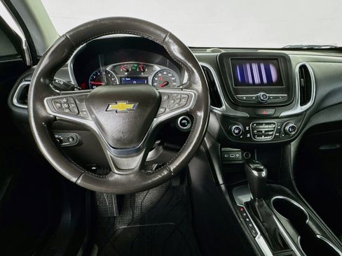 Used 2020 Chevrolet Equinox LT FWD image 10