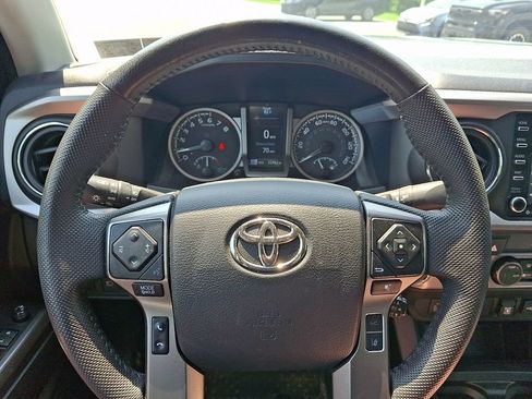 Certified 2023 Toyota Tacoma SR5 w/ Technology Package AWD/4WD image 18