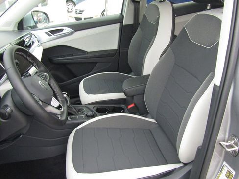New 2026 Volkswagen Taos SE AWD/4WD image 20