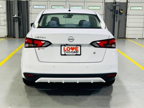 Used 2024 Nissan Versa S w/ Trunk Package FWD image 16