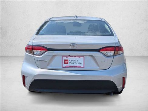Used 2025 Toyota Corolla LE FWD image 6