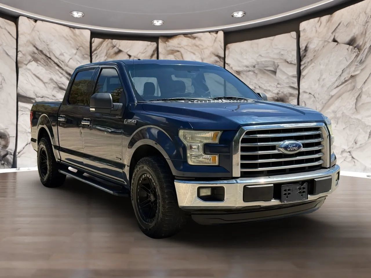 Used 2015 Ford F150 XLT w/ Equipment Group 302A Luxury RWD image 8
