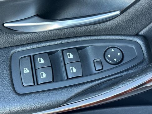 Used 2013 BMW 328i xDrive Sedan image 10