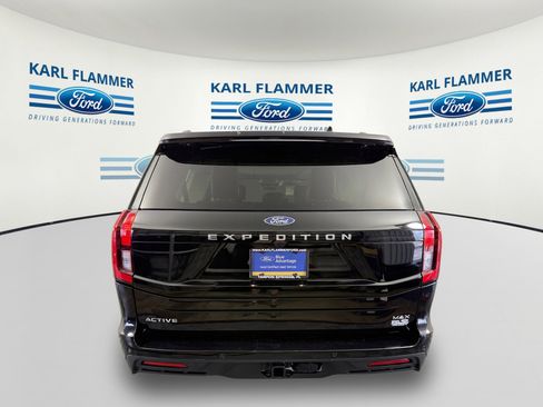 Certified 2025 Ford Expedition Max Active AWD/4WD image 4