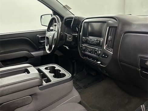Used 2018 Chevrolet Silverado 1500 LT w/ All Star Edition image 36