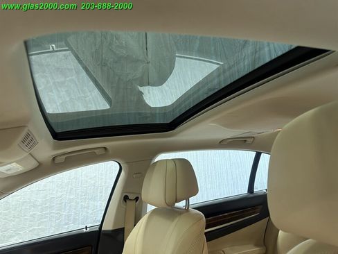 Used 2015 BMW 750Li RWD image 12