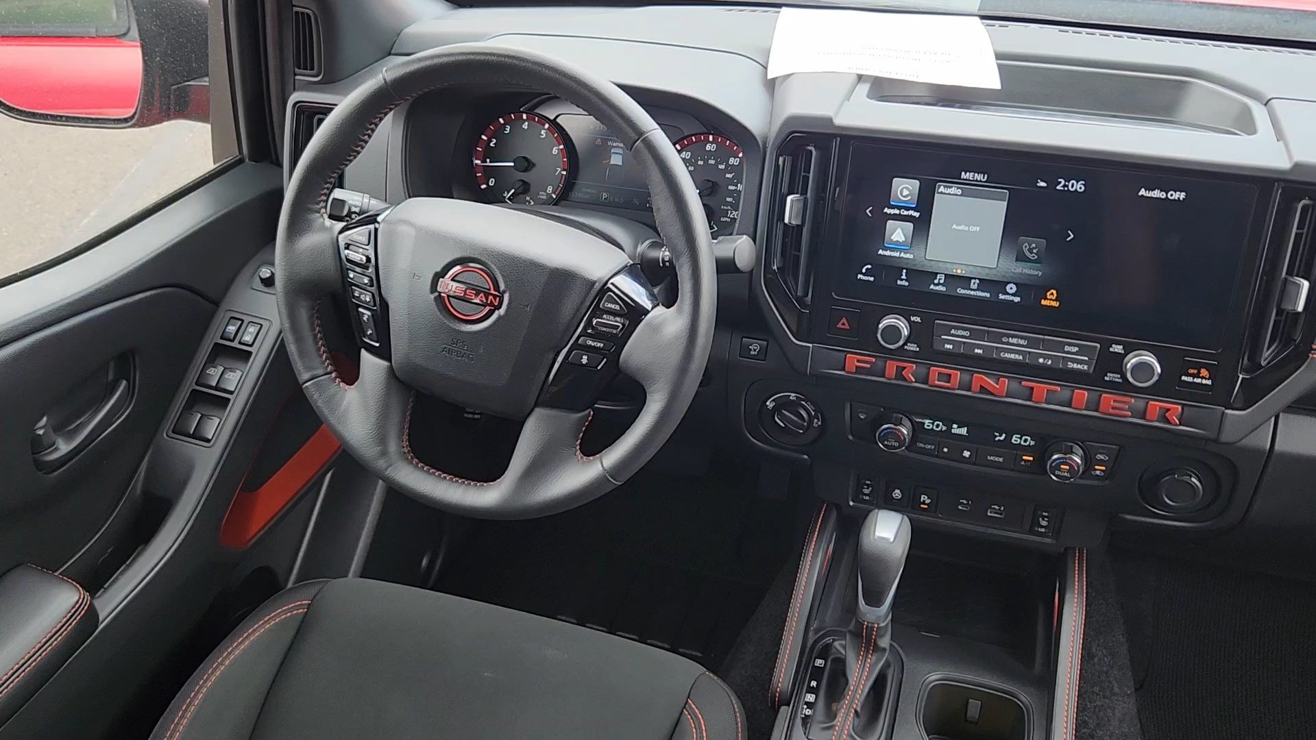 Used 2026 Nissan Frontier PRO-4X AWD/4WD image 5