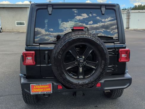 Used 2021 Jeep Wrangler Unlimited Sport AWD/4WD image 5