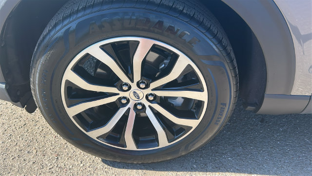 Certified 2025 Ford Explorer ST-Line AWD/4WD image 6