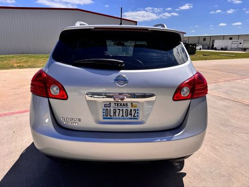 Used 2015 Nissan Rogue S w/ Convenience Package FWD image 5