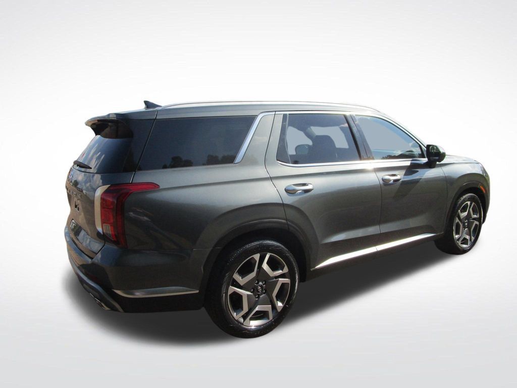 Used 2024 Hyundai Palisade Limited FWD image 9