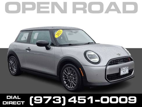 Used 2025 MINI Cooper S image 1