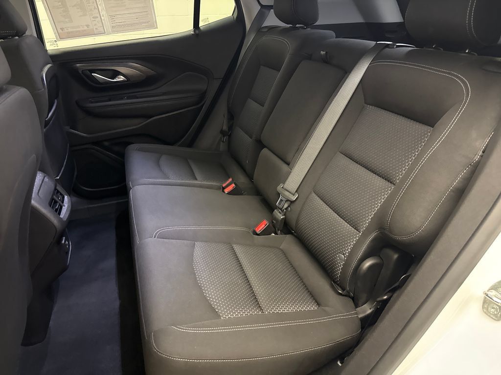 Certified 2024 GMC Terrain SLE AWD/4WD image 23