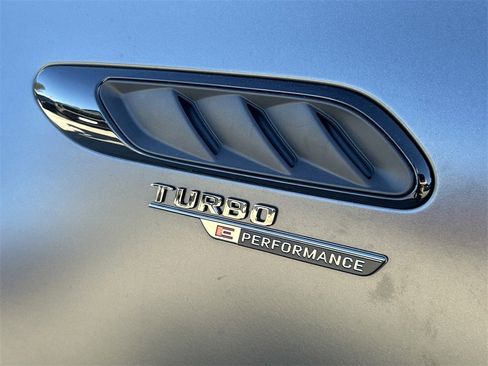 Used 2025 Mercedes-Benz C 36 AMG S image 17