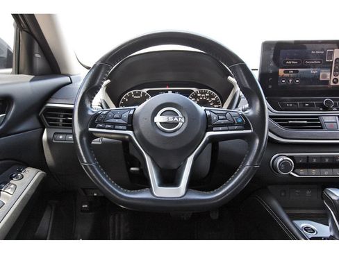 Used 2024 Nissan Altima 2.5 SV w/ SV Premium Package AWD/4WD image 15