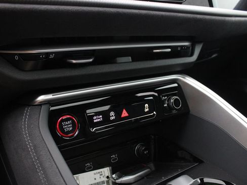 New 2026 Audi SQ5 Prestige AWD/4WD image 16